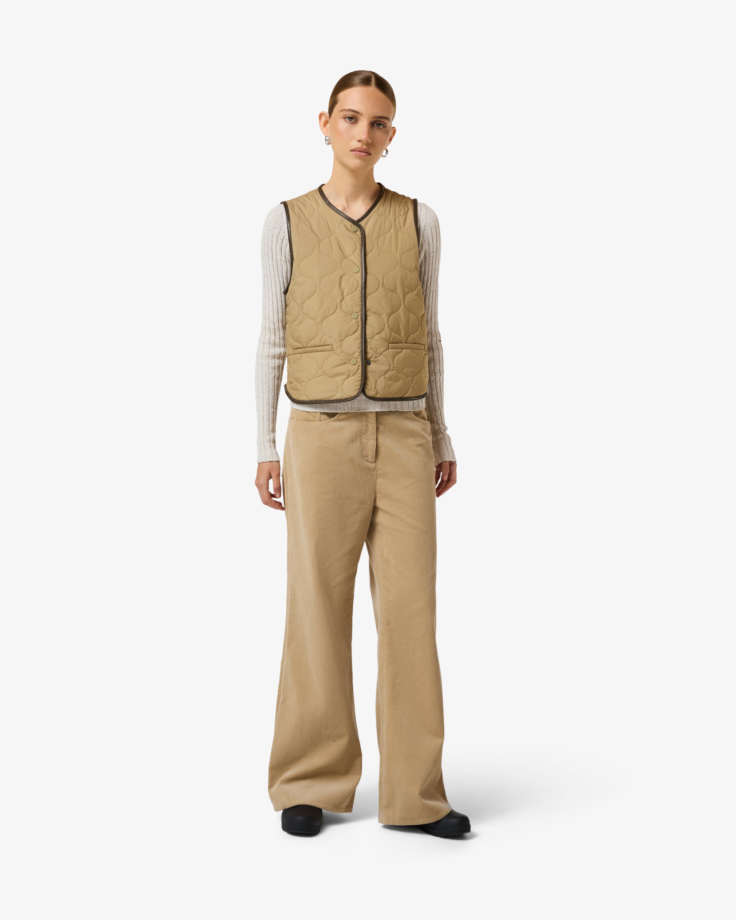 BonnyQuiltedVest-HARW0042262-KO-1.jpg