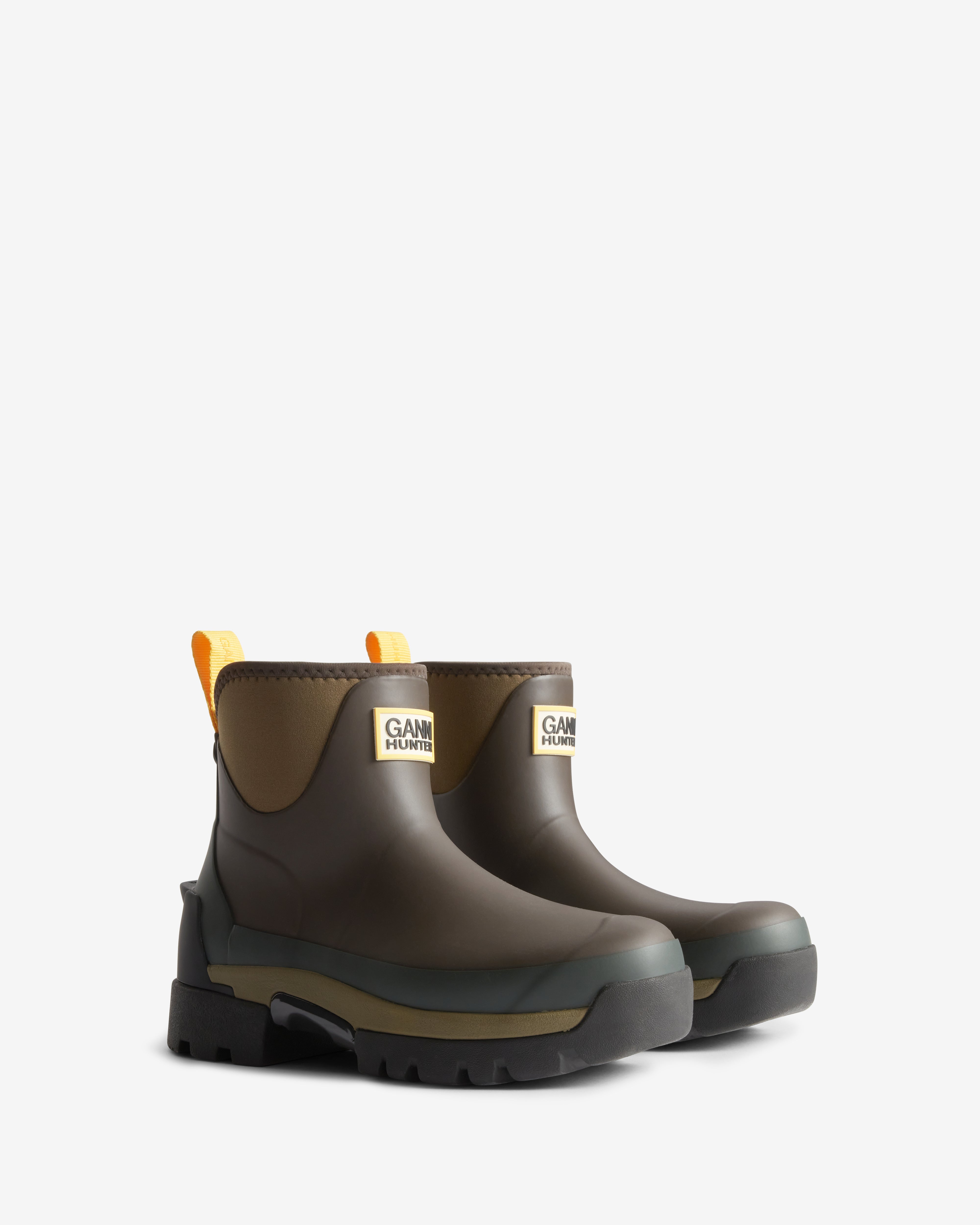 GANNIXHUNTERBALMORALANKLEBOOT-CHOCOLATEBROWN_MILITARYOLIVE-HFRW0020262-OV_2.jpg