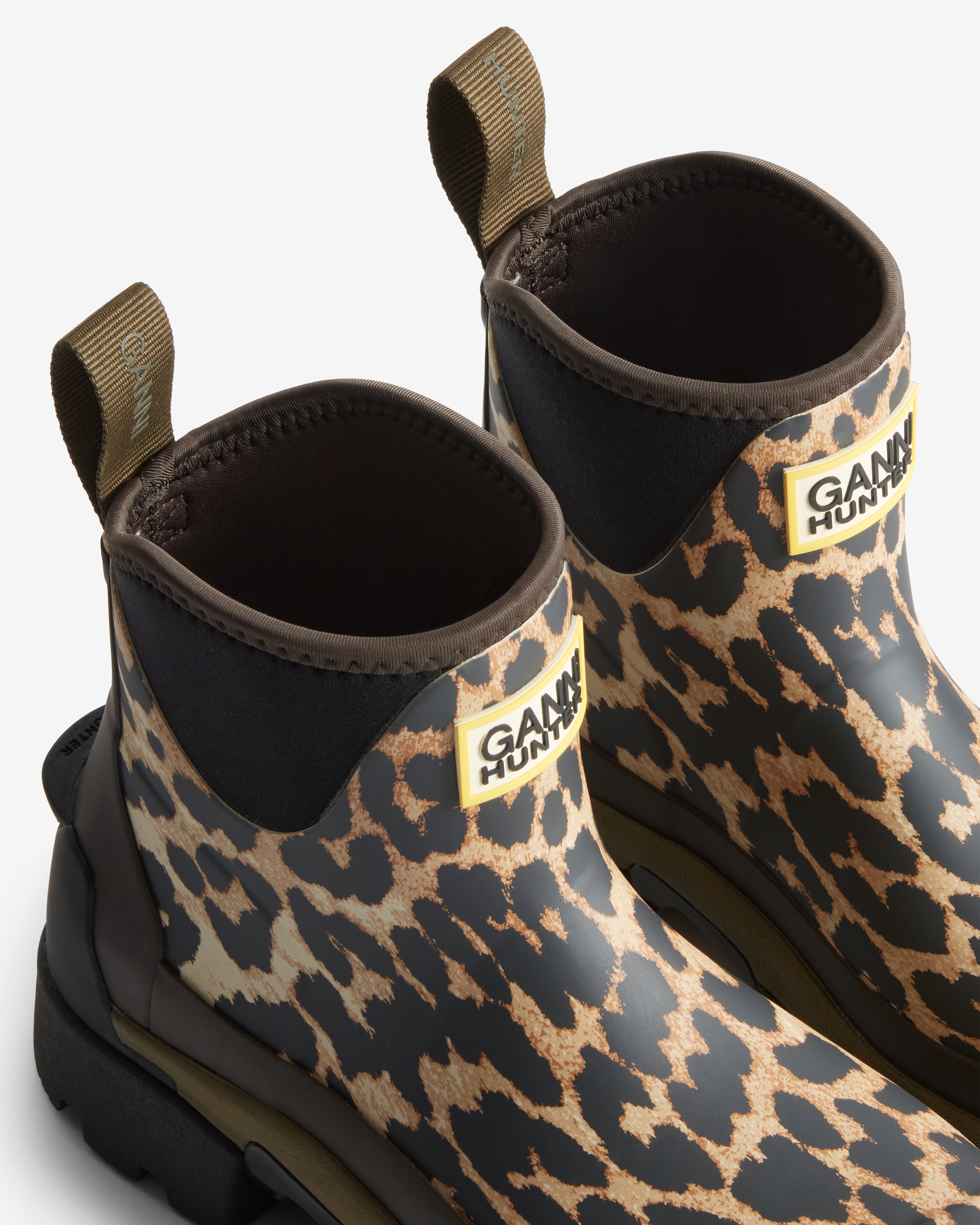 GANNIXHUNTERBALMORALANKLEBOOT-LEOPARDPRINT_BLACK-HFRW0020262-OU_5.jpg