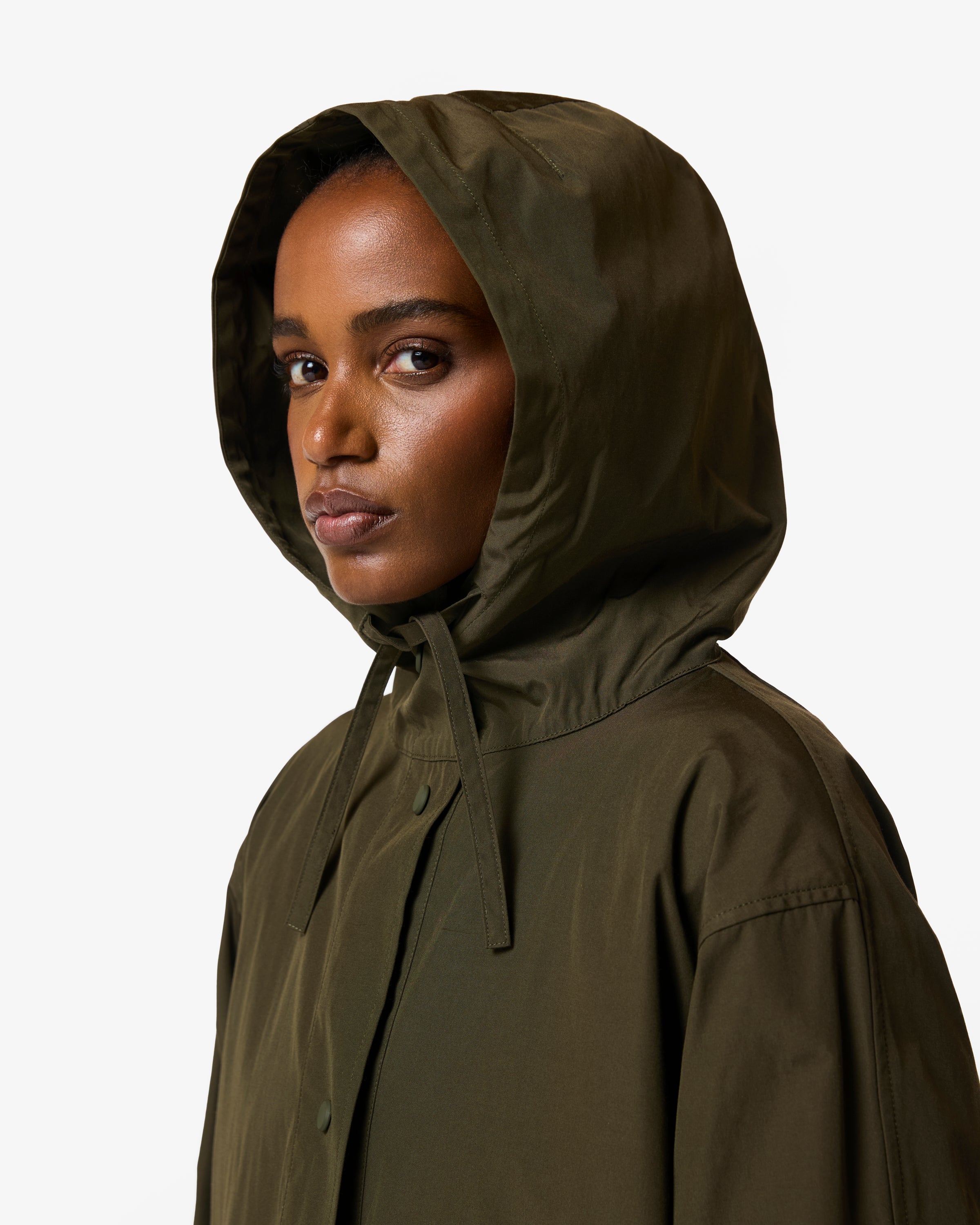 LESLIEPARKA-HARW0039262-FI-4_f2feac36-f8bf-4ea5-95c5-bb3f62621d25.jpg